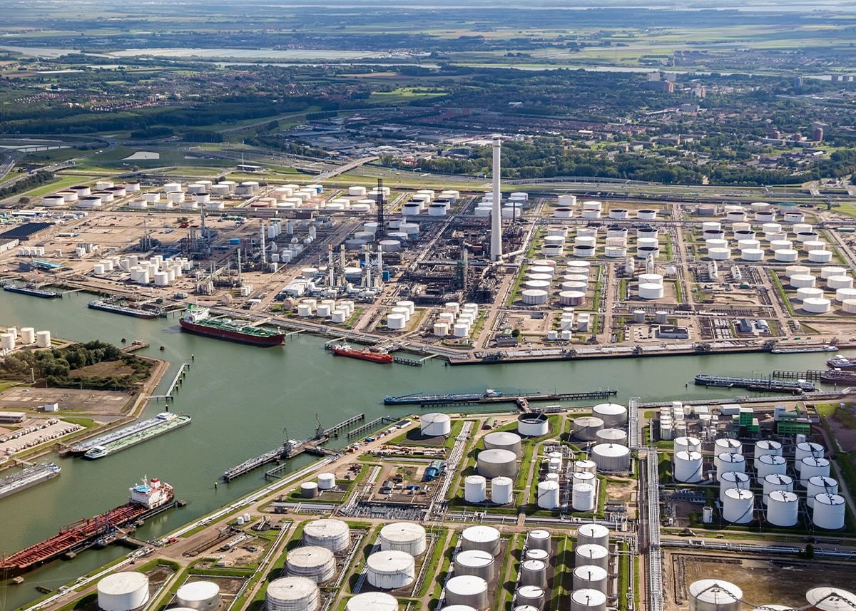 How are ports preparing for carbon-neutral shipping fuels?